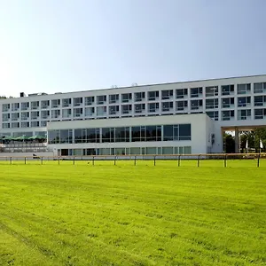 4* Hotel Atlantic Galopprennbahn